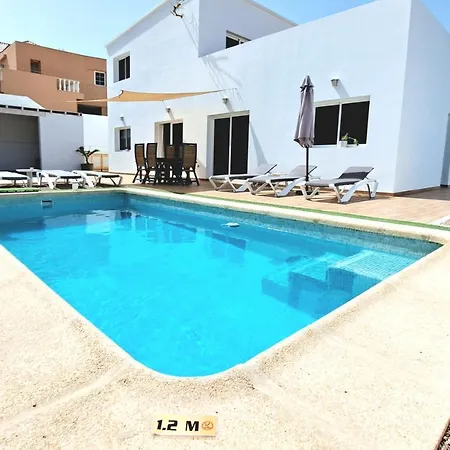 Calma Piscina Privada Tarajalejo Villa *