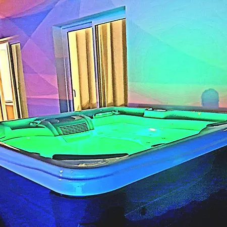 Calma Climatized Pool Private Jacuzzi In Tarajalejo Вилла *